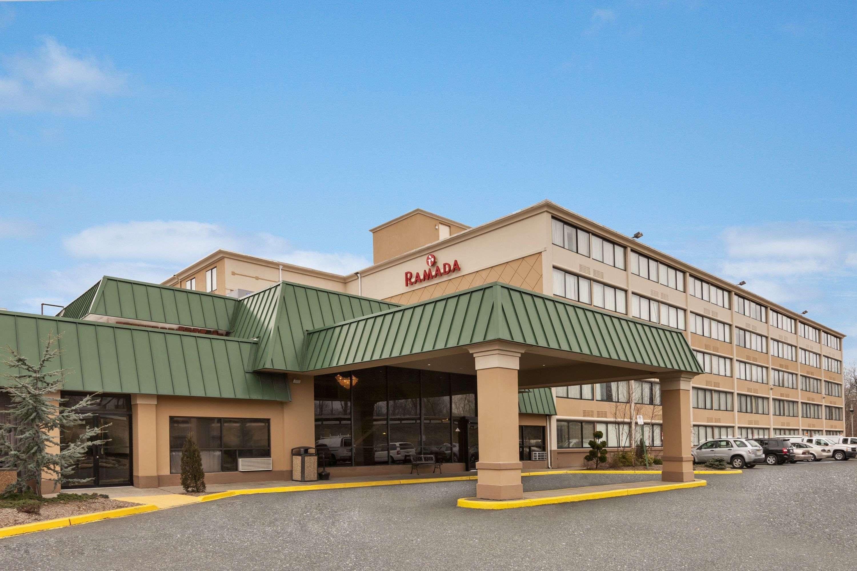 Ramada By Wyndham Rochelle Park Near Paramus Exterior photo